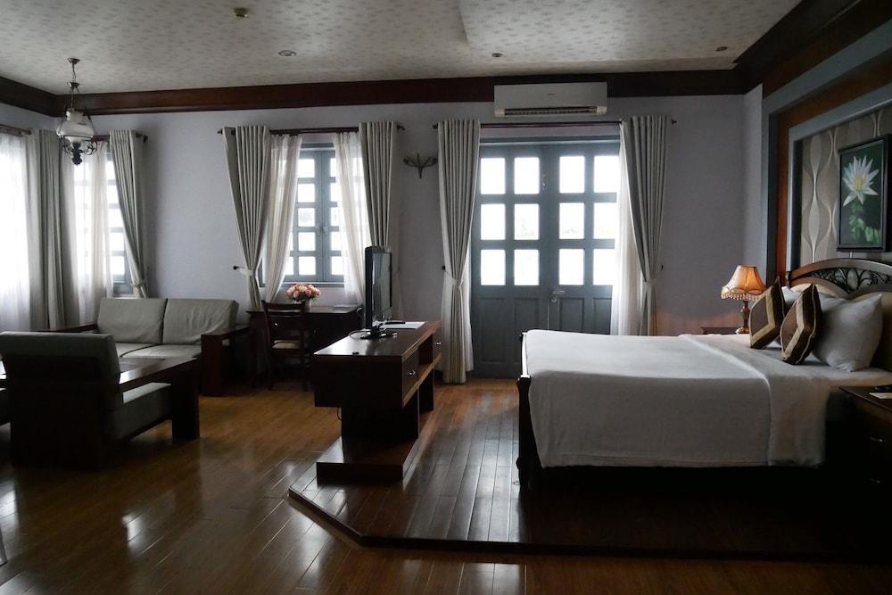 Rembrandt Khách sạn Nha Trang