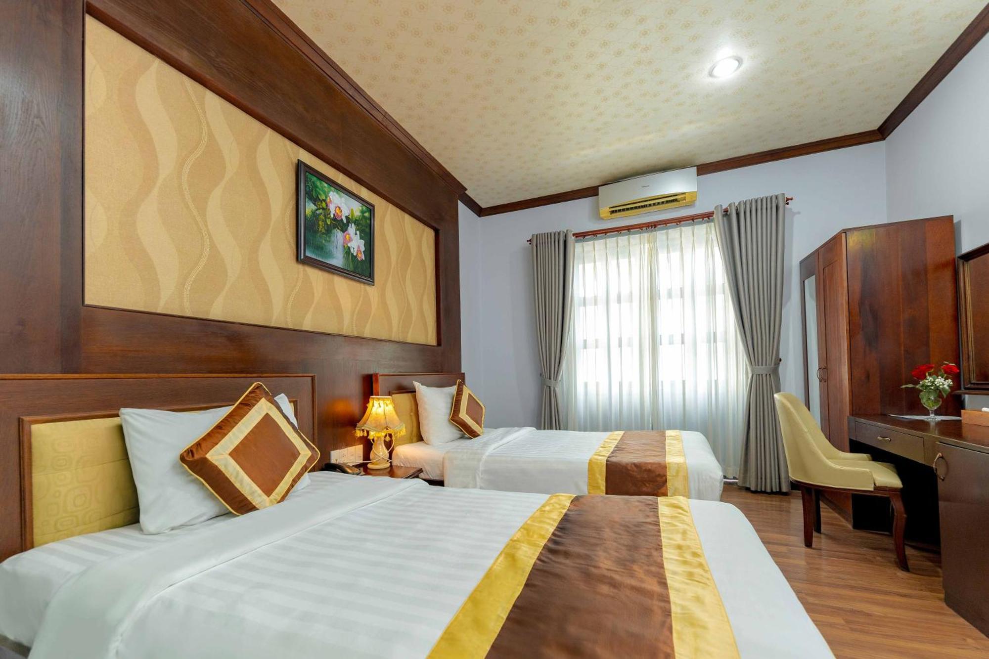 Khách sạn Rembrandt Nha Trang